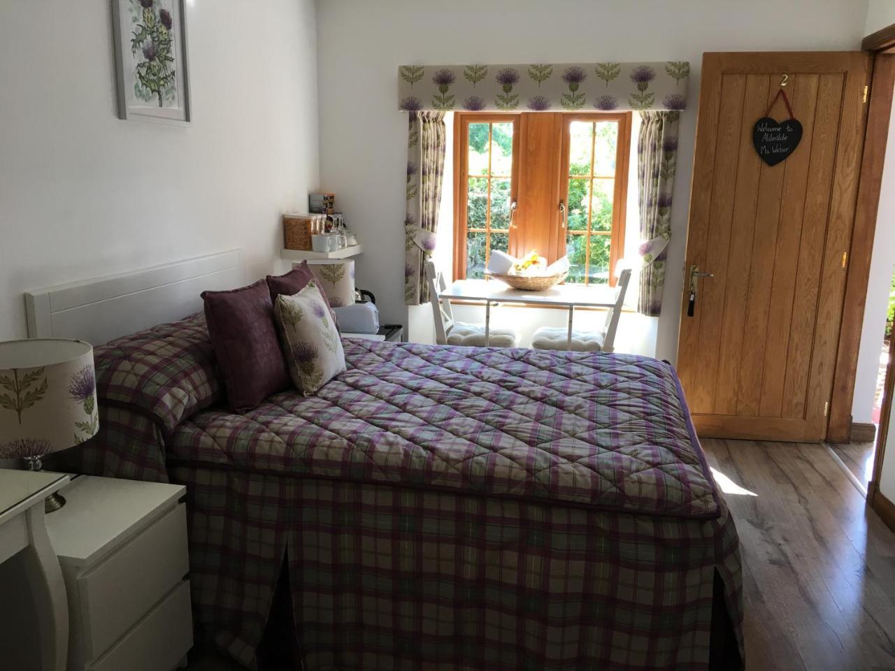 Alderdale B&B ลุสส์ ภายนอก รูปภาพ