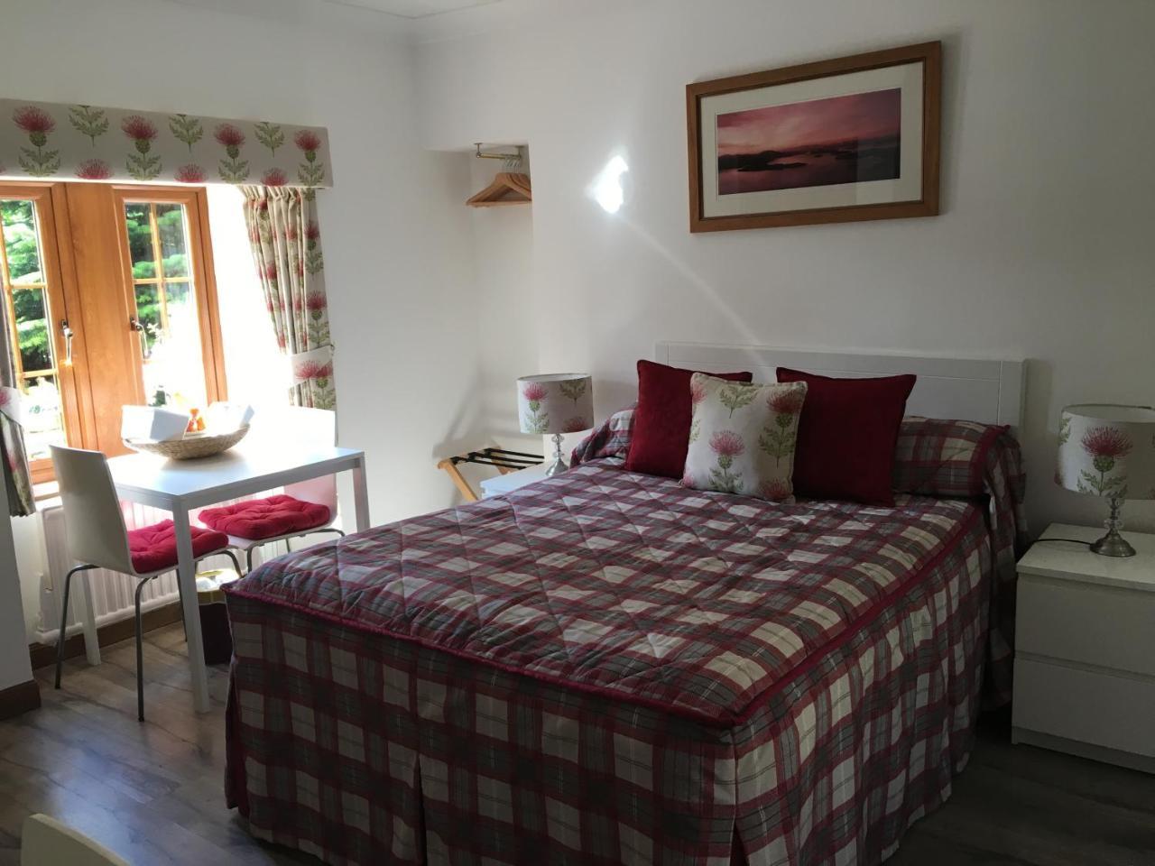 Alderdale B&B ลุสส์ ภายนอก รูปภาพ